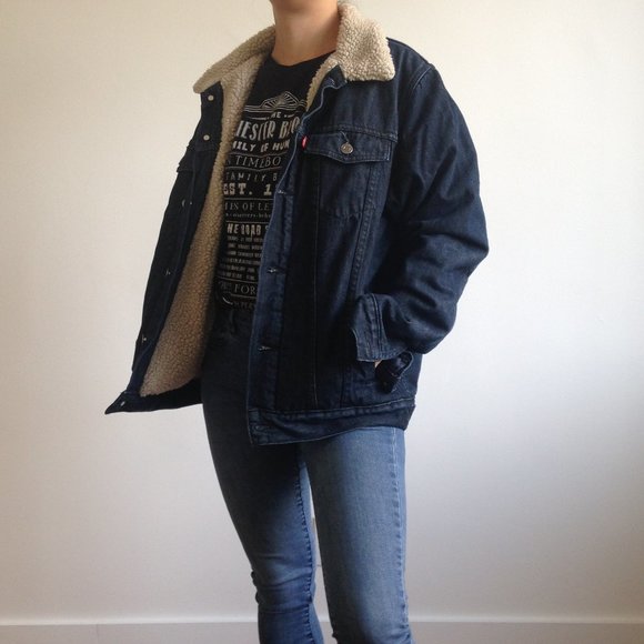 Levi's - Sherpa Trucker Denim Jean Jacket - Picture 5 of 16